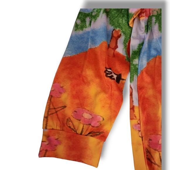 XXL, Heart Dolphin Unisex Hoodie, Bad Bunny Pullover Sweater Wrap Around Graphic - Picture 4 of 6